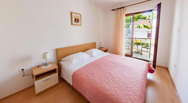 Apartments Nenad & Marija, Prenota Appartamento Pago 