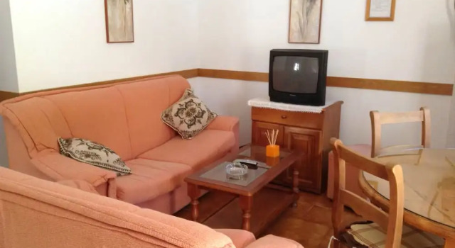 Apartamentos Las Palmeras, Prenota Appartamento Hotel a Asturie con parcheggio, Parcheggio