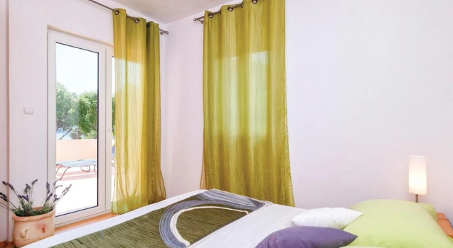 Holiday Home Zastrazisce With Sea View 04, Забронировать Отель Покривеник Сплитско-Далматинская жупания