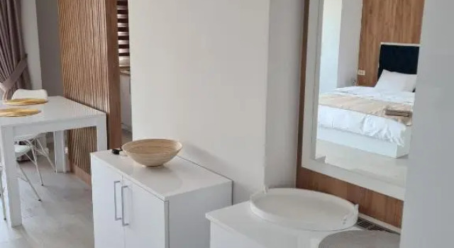 Modern Studio, Varaa Hotelli Oradea 