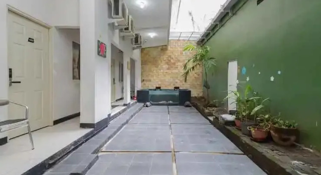 Urbanview Hotel Syariah Near Gelora Delta Sidoarjo
