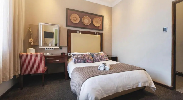 Номер Economy The Graham Hotel