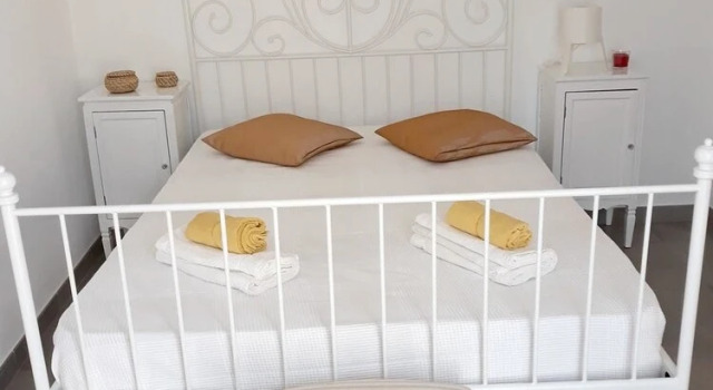 Villa With 3 Bedrooms in Ermidas do Sado, With Pool Access, Enclosed G, Rezerwuj Willa Domki letniskowe w Alentejo, Domek