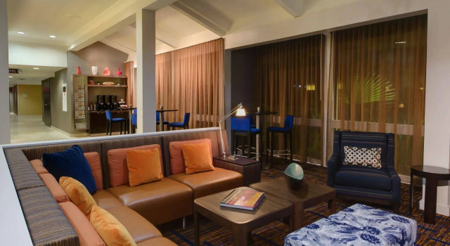 Courtyard Houston/Brookhollow, Book Hotel Houston Houston