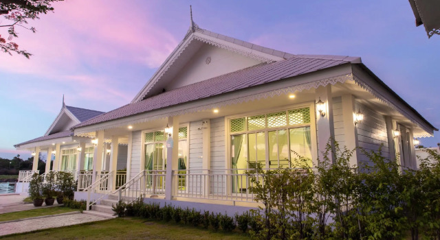 Tubtim Siam River Kwai Resort, Забронировать Курортный отель Канчанабури провинция Канчанабури