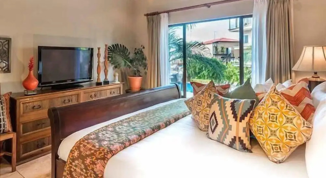 Апартаменты с балконом и с красивым видом из окна Stay in Tamarindo Condominiums