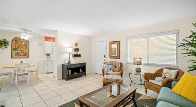 Waves 18, 2 Bedroom, Pool View, Heated Pool, Bbq, Wifi, Sleeps 6