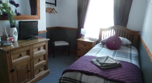 Oakcliffe Hotel