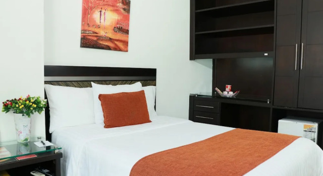 Номер Standard Hotel San José Plaza