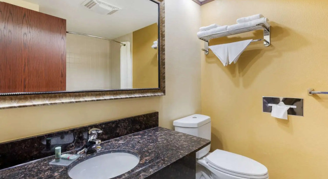 Двухместный номер Standard с видом на бассейн Best Western Kiva Inn