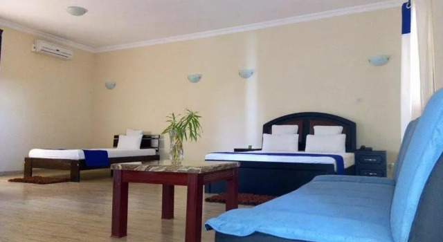 Семейный люкс Hotel H1 Antsirabe