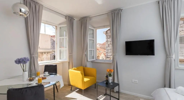 Студия Apartments Urbis