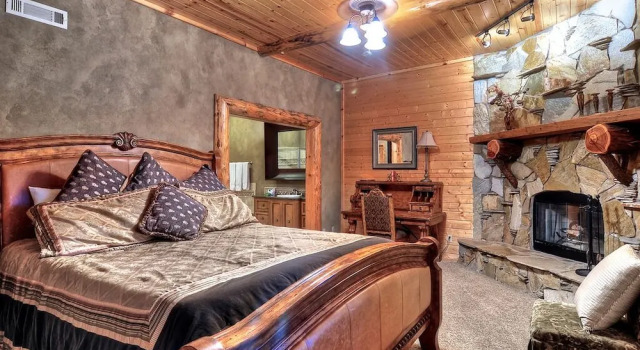 No. 6 Talmadge Lodge - 5 Br Home
