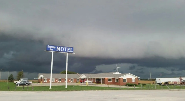 Economy Inn Motel