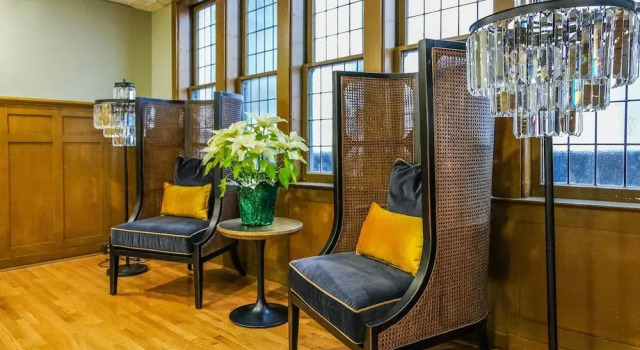 FRONTDESK Athlon Apts Downtown Cleveland, Забронировать Отель Отели Кливленда с бассейном, рядом с Зал и музей славы рок-н-рола, Бассейн