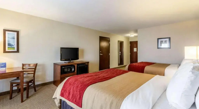 Четырёхместный номер Standard Comfort Inn & Suites Gillette near Campbell Medical Center