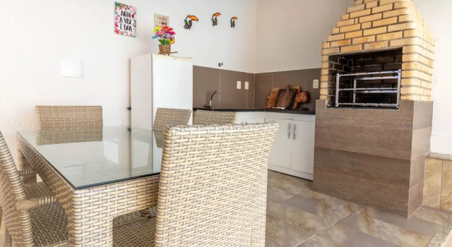 GB07 Otima Casa 4 Suites em Guarajuba