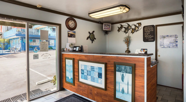 Aqua Breeze Inn, Забронировать Отель Санта-Круз Santa Cruz and Vicinity, рядом с Музей искусства и истории в Санта-Крузе