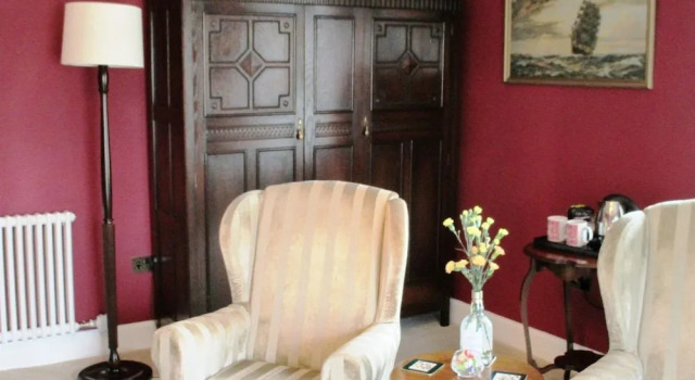 Highland Spirit Bed and Breakfast, Book Hotel Hoteller i Dufftown med parkering, Parkering