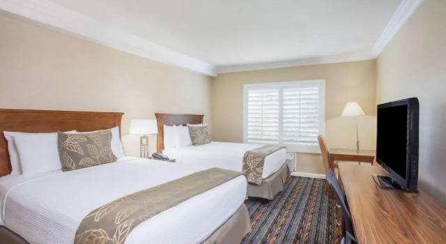 Двухместный номер Days Inn by Wyndham San Diego Hotel Circle
