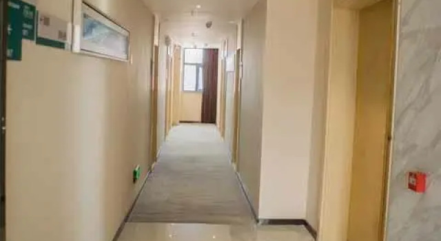 City Comfort Inn Jingzhou Jianli Jiangcheng Road, Prenota Hotel Hotel a Hubei con parcheggio, Parcheggio