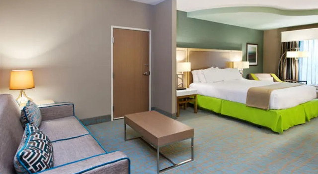 Двухместный люкс Holiday Inn Express & Suites Warner Robins North West by IHG