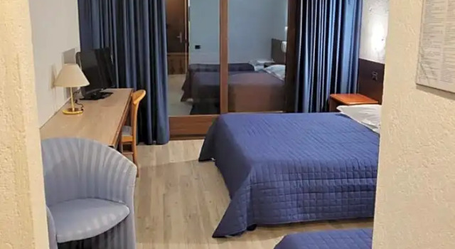 Семейный номер Standard с балконом Hotel Miage