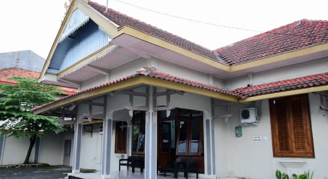 RedDoorz Syariah near Puro Pakualaman Palace