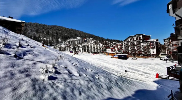 Chaleureux T2 La Tania Courchevel pieds des pistes