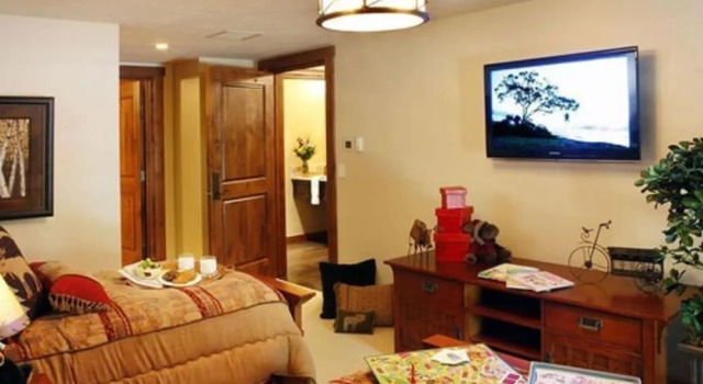 Headwaters Lodge at Eagle Ranch Resort, Boek Resort Resorthotels in Brits Columbia, Resort