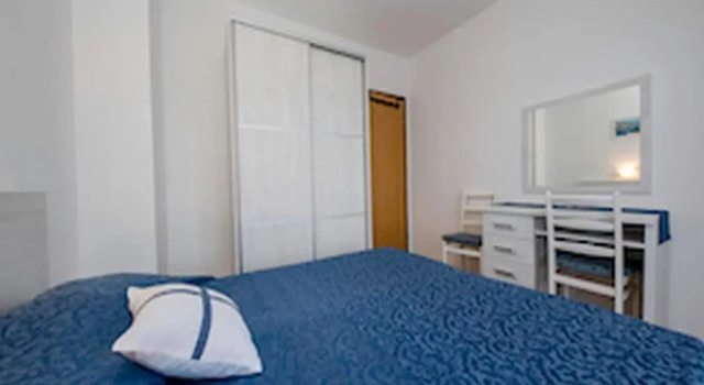 Апартаменты с 2 комнатами с балконом Apartments & Rooms Green Bay