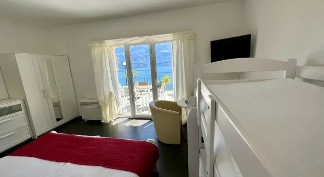 Трёхместный номер Standard с видом на озеро Hotel Garni Morettina