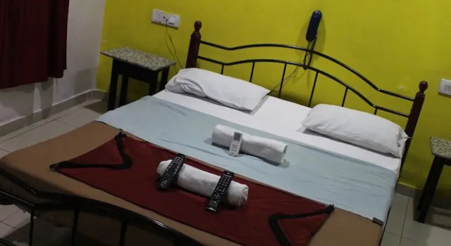 Трёхместный номер Deluxe Deccan Comforts