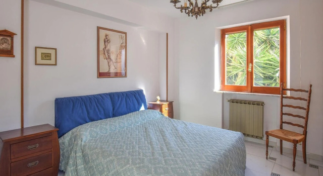 Beautiful Home in Reggio Calabria With Wifi and 3 Bedrooms, Rezerwuj Hotel Reggio di Calabria Kalabria