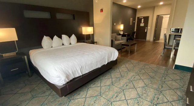 Люкс Comfort Inn & Suites Clarksville - Louisville North