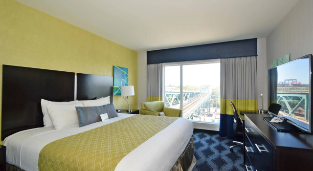 LaGuardia Airport Hotel Queens, Book Hotel Corona New York State