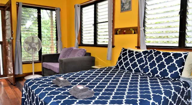 Treetop Cottage Escape in Tropical Garden Near San Ignacio