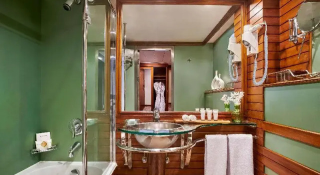 Номер Superior Mövenpick MS Royal Lotus Nile Cruise