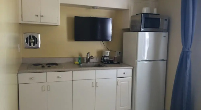 Семейный номер Standard Oasis Inn and Suites
