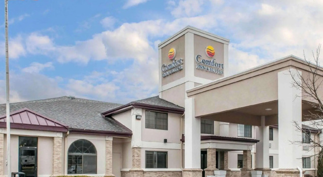 Номер Standard Comfort Inn & Suites Napoleon