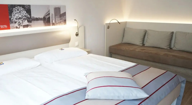 Люкс с 2 комнатами Hotel Bonn City