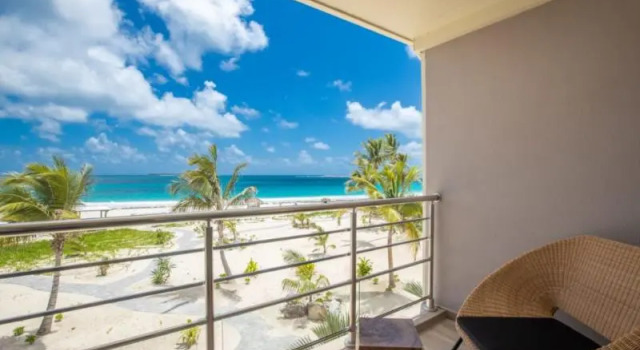 Deluxe Junior-Suite mit Balkon und mit Meerblick Orient Beach Hotel