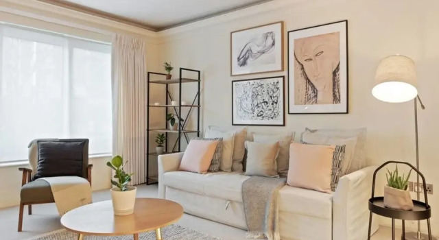 Luxury Knightsbridge 2bed nr Harrods & Hyde Park!, Забронировать Отель Кенсингтон и Челси Лондон, рядом с Здание «Мишлен Хауз»