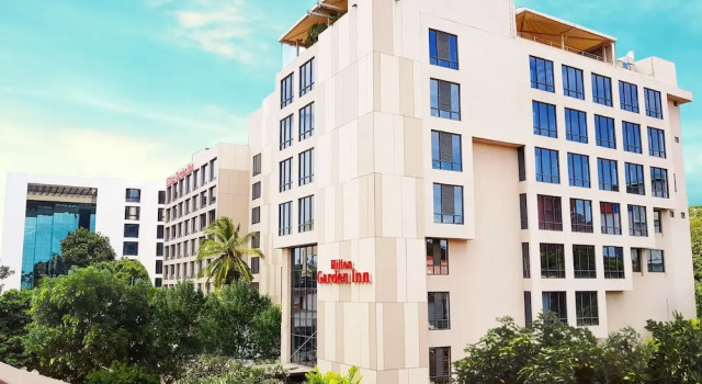 The Muthoot Plaza, Забронировать Отель Бизнес-отели Тируванантапурам, 4* 5*