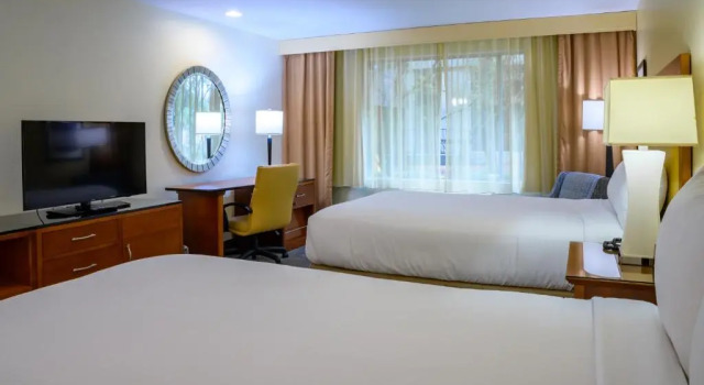 Двухместный номер Deluxe Airtel Plaza Hotel