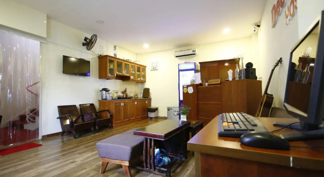 Dee Dee Danang Hostel