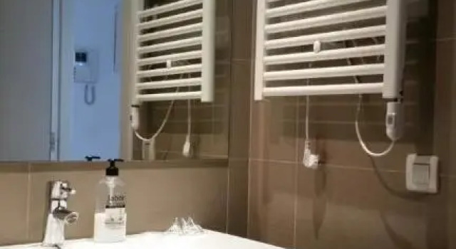 Апартаменты Hostal LK Barcelona