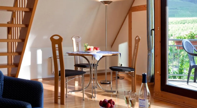 Ferienweingut Pies Ellenz-Poltersdorf, Забронировать Апартаменты/квартира Элленц-Польтерсдорф Хунсрюк