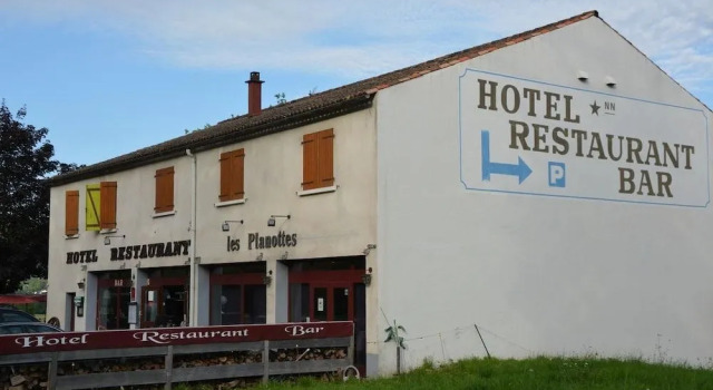 Hotel Restaurant Les Planottes, Prenota Hotel Hotel a Alvernia con parcheggio, Parcheggio