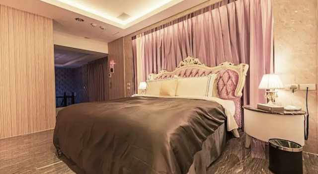 Двухместный номер Deluxe 台中大里水悅時尚精品會館
